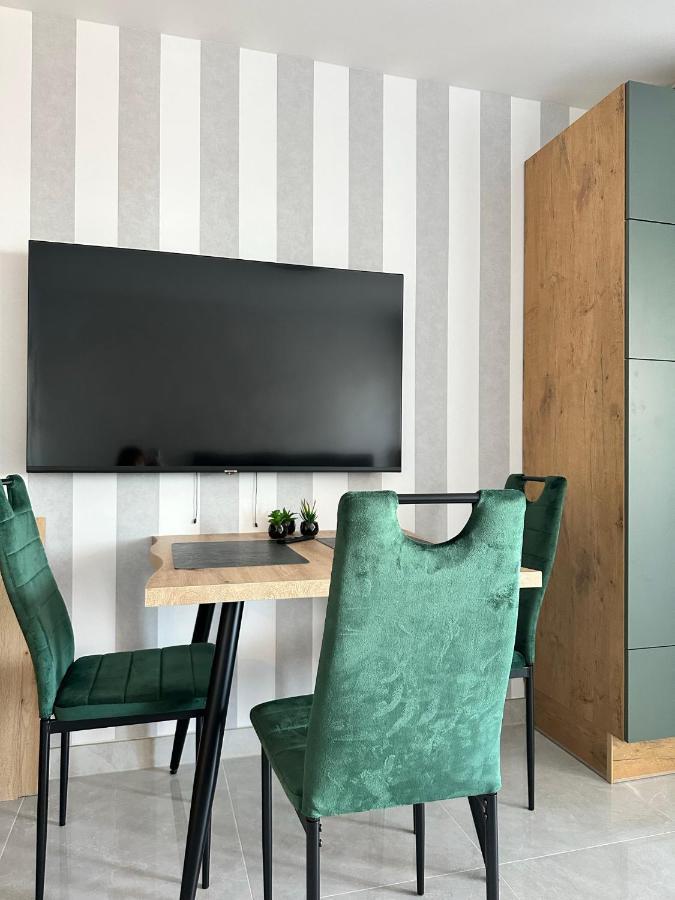 Fewo Sky21 * Langen Exklusives Appartment Vollausstattung / Zentrale Lage *Neu* Buitenkant foto